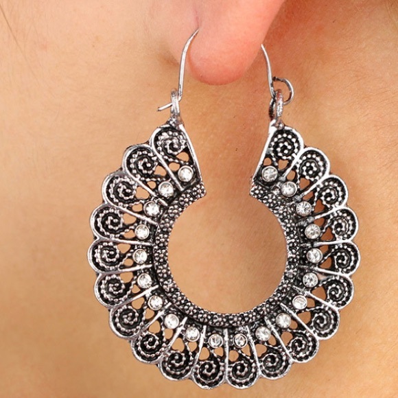 Boutique Jewelry - ♛ Bohemian Princess Crystal Earrings